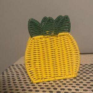 Pineapple napkin holder